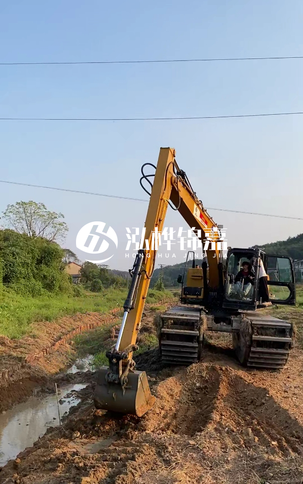 棗莊河道清淤專業(yè)施工-水挖機(jī)清淤能清理多深的淤泥？